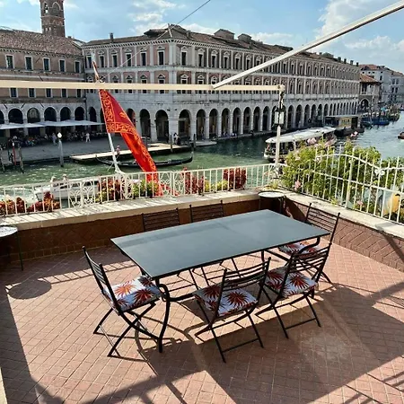 Rialto's Terrace *